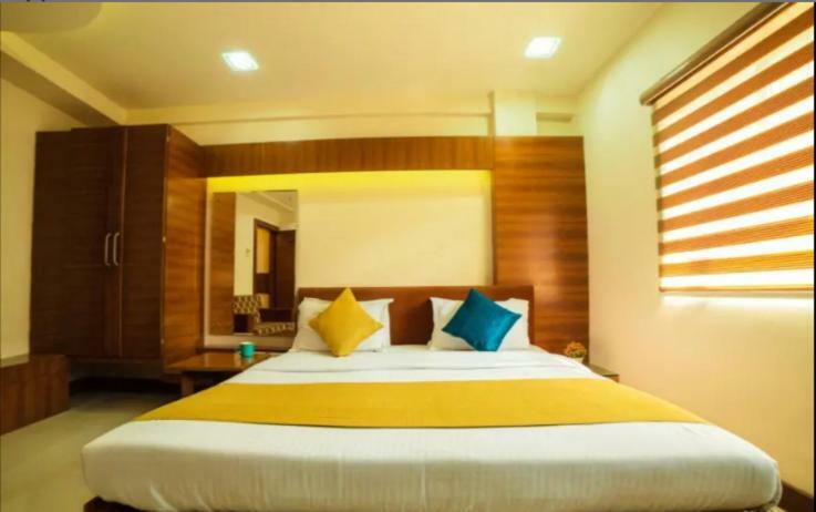 Hotel Gk Palace Bhopal Ngoại thất bức ảnh