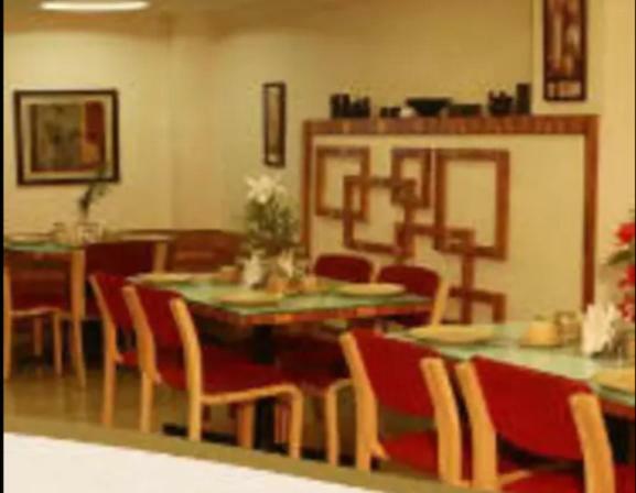 Hotel Gk Palace Bhopal Ngoại thất bức ảnh