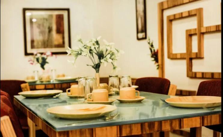 Hotel Gk Palace Bhopal Ngoại thất bức ảnh